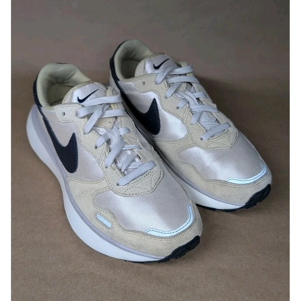 Nike Men's Size 8.5 Phoenix Waffle Light Orewood Brown Midnight‎ Navy FD2196-101